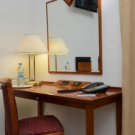 Aparthotel Elegant Apartotel 3*