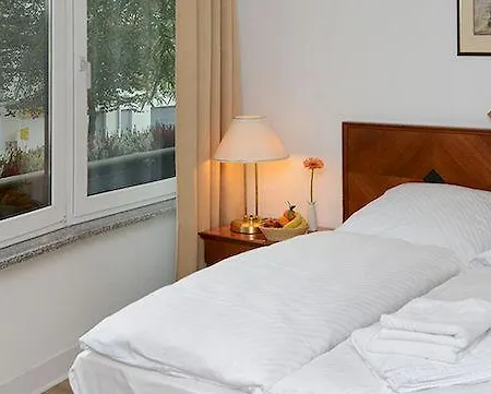Elegant Apartotel Aparthotel 3*