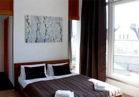 Elegant Apartotel 3* Berlin